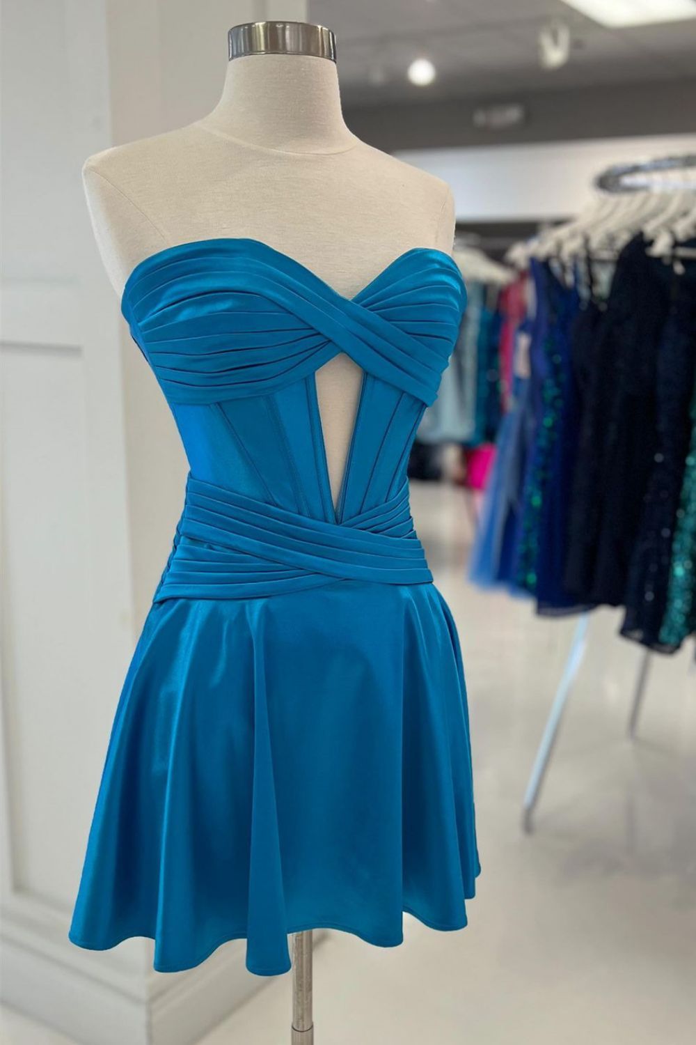 Strapless Keyhole Satin Homecoming Dress | Corset Bodice A-Line Flare Mini Party Gown