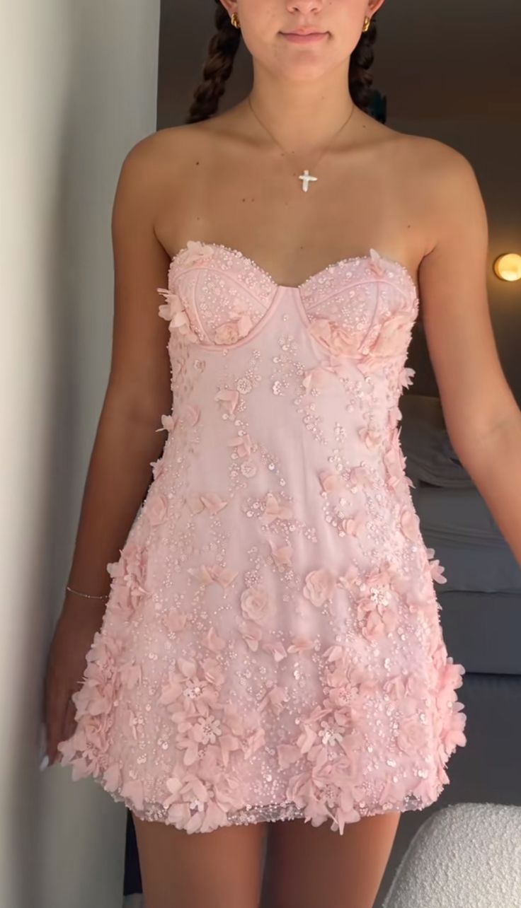 3D Floral Appliqué Homecoming Dress | Strapless Sweetheart Corset Mini Prom Gown