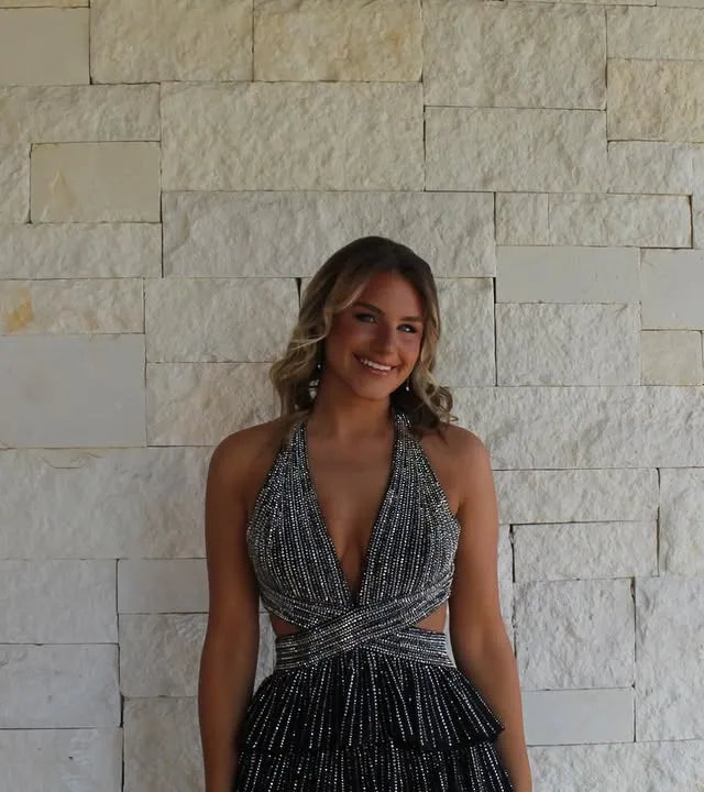 Sparkling Halter Neck Homecoming Dress | Rhinestone-Embellished Tiered Ruffle Skirt Short Prom Gown