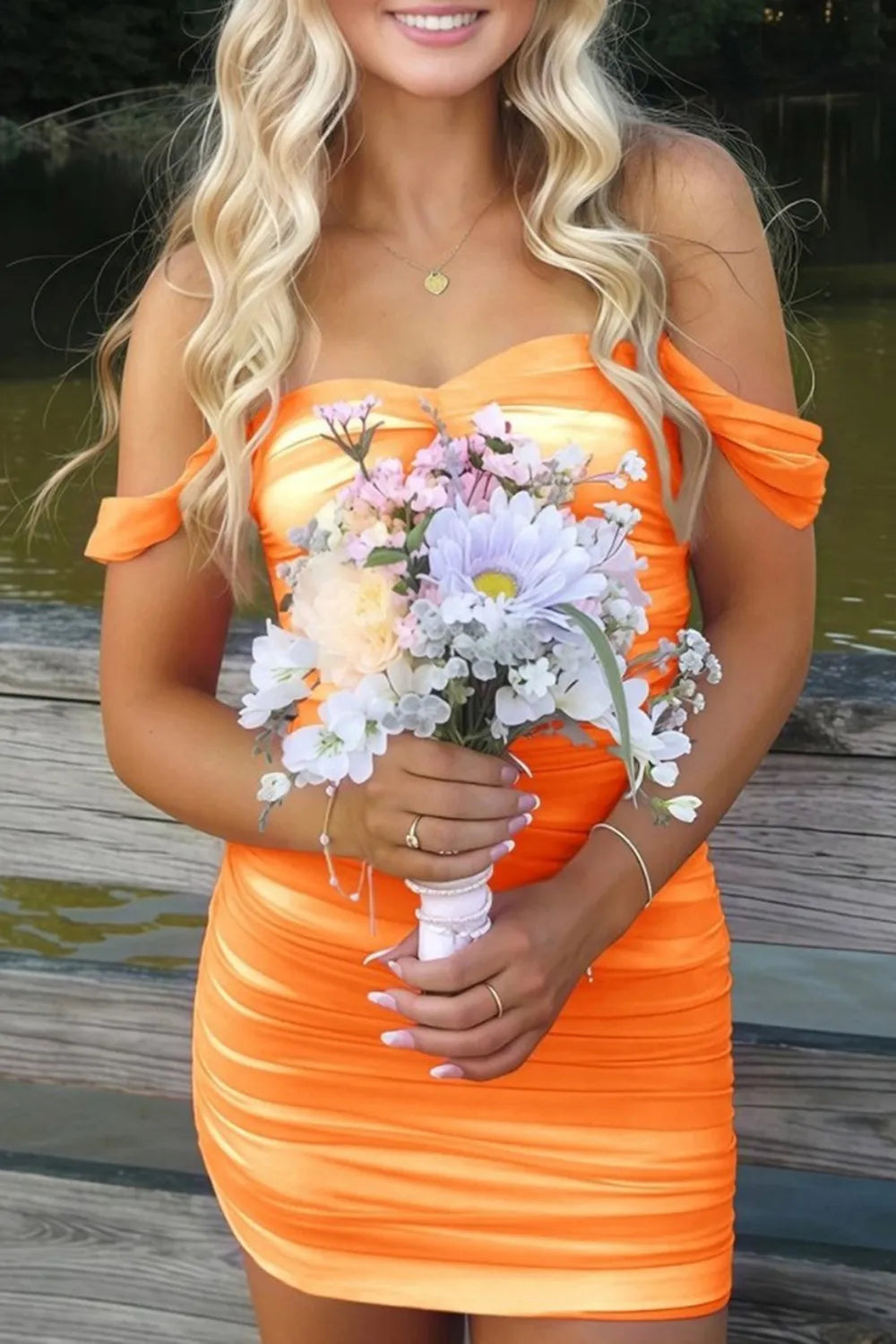 Off-the-Shoulder Ruched Mesh Homecoming Dress | Sweetheart Neckline Bodycon Short Prom Gown