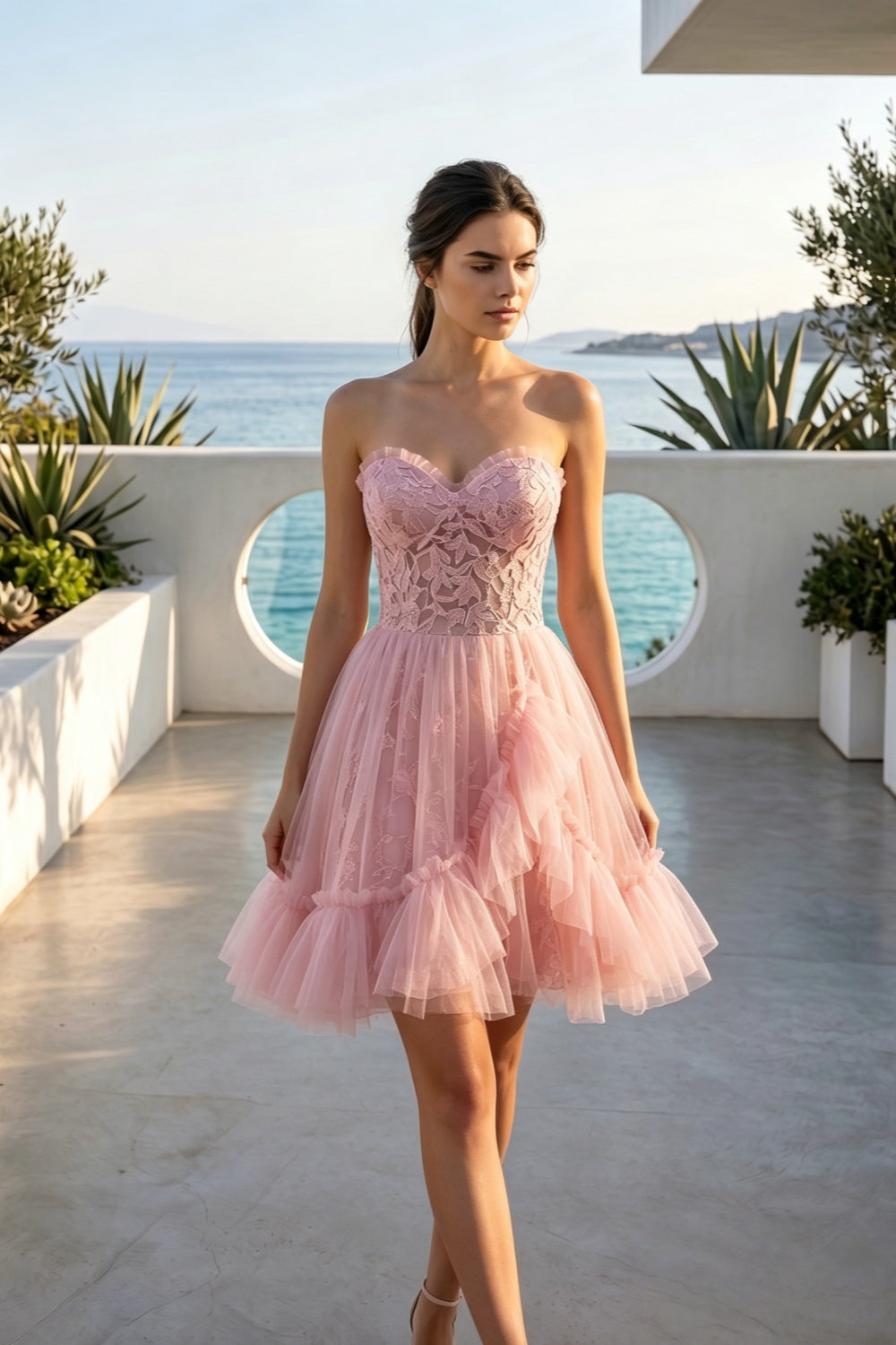 Pink Sweetheart A-Line Tulle Tiered Short Homecoming Dress with Appliques