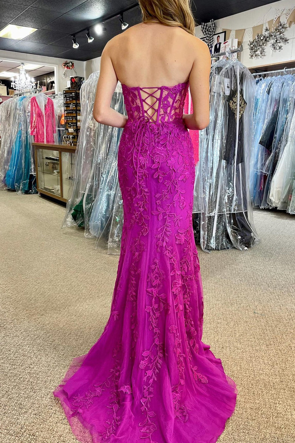 Black Sweetheart Mermaid Appliqued Long Prom Dress with Slit