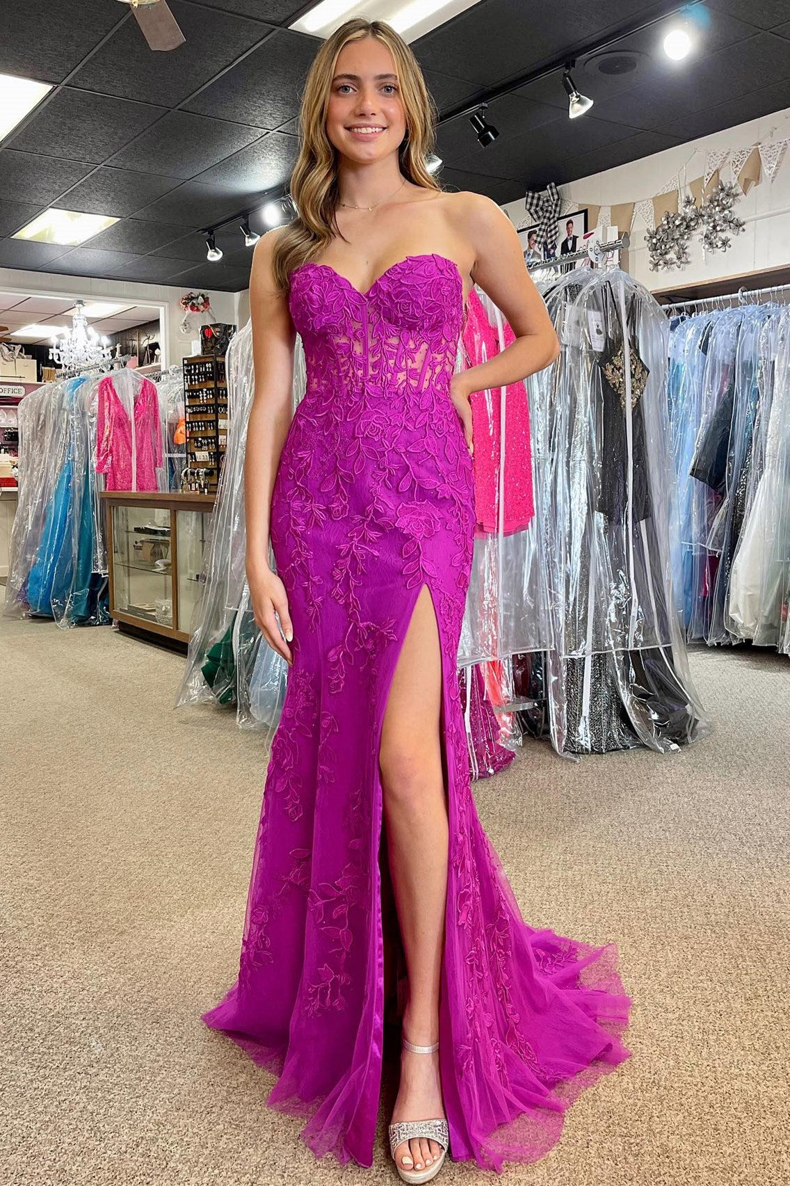 Black Sweetheart Mermaid Appliqued Long Prom Dress with Slit