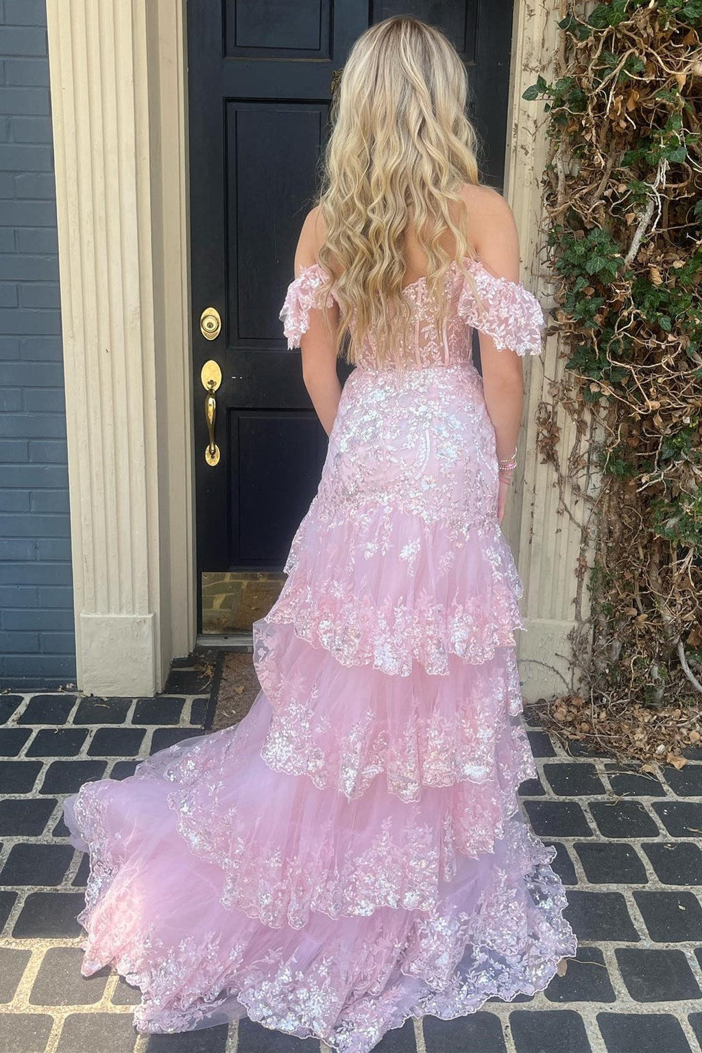 Red Sequin Embroidery Mermaid Tiered Long Prom Dress with Slit