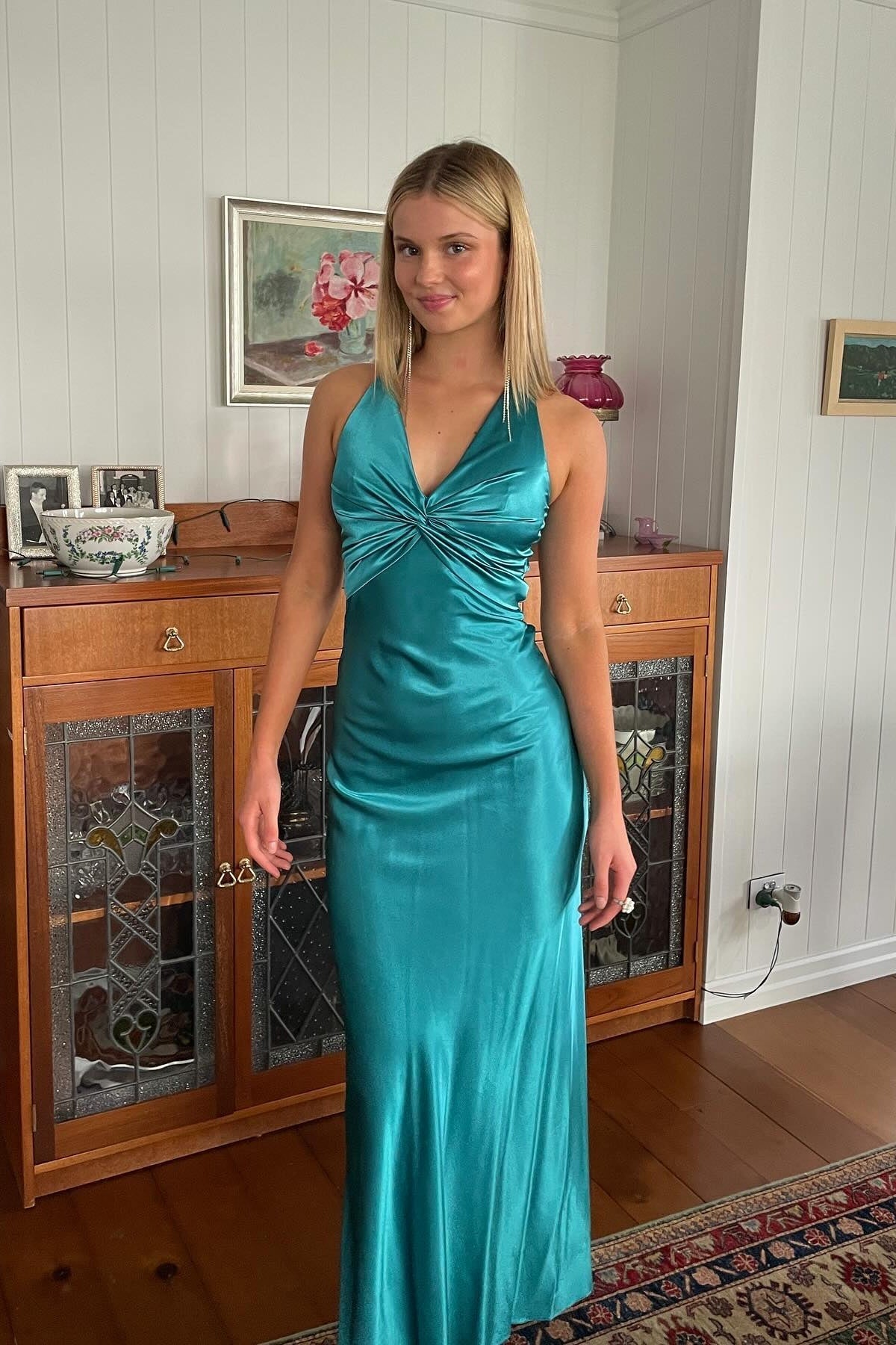 Simple Green V-Neck Satin Mermaid Long Prom Dress