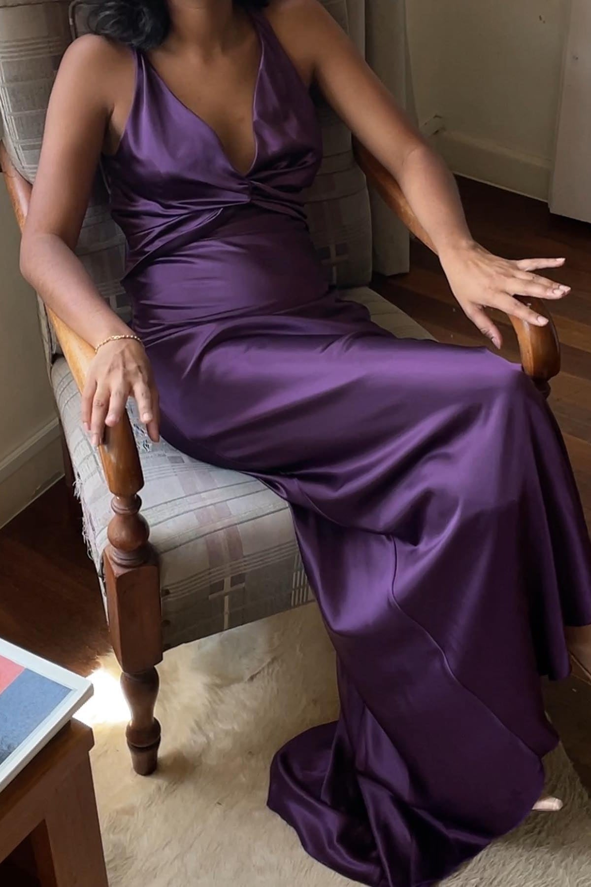 Simple Green V-Neck Satin Mermaid Long Prom Dress