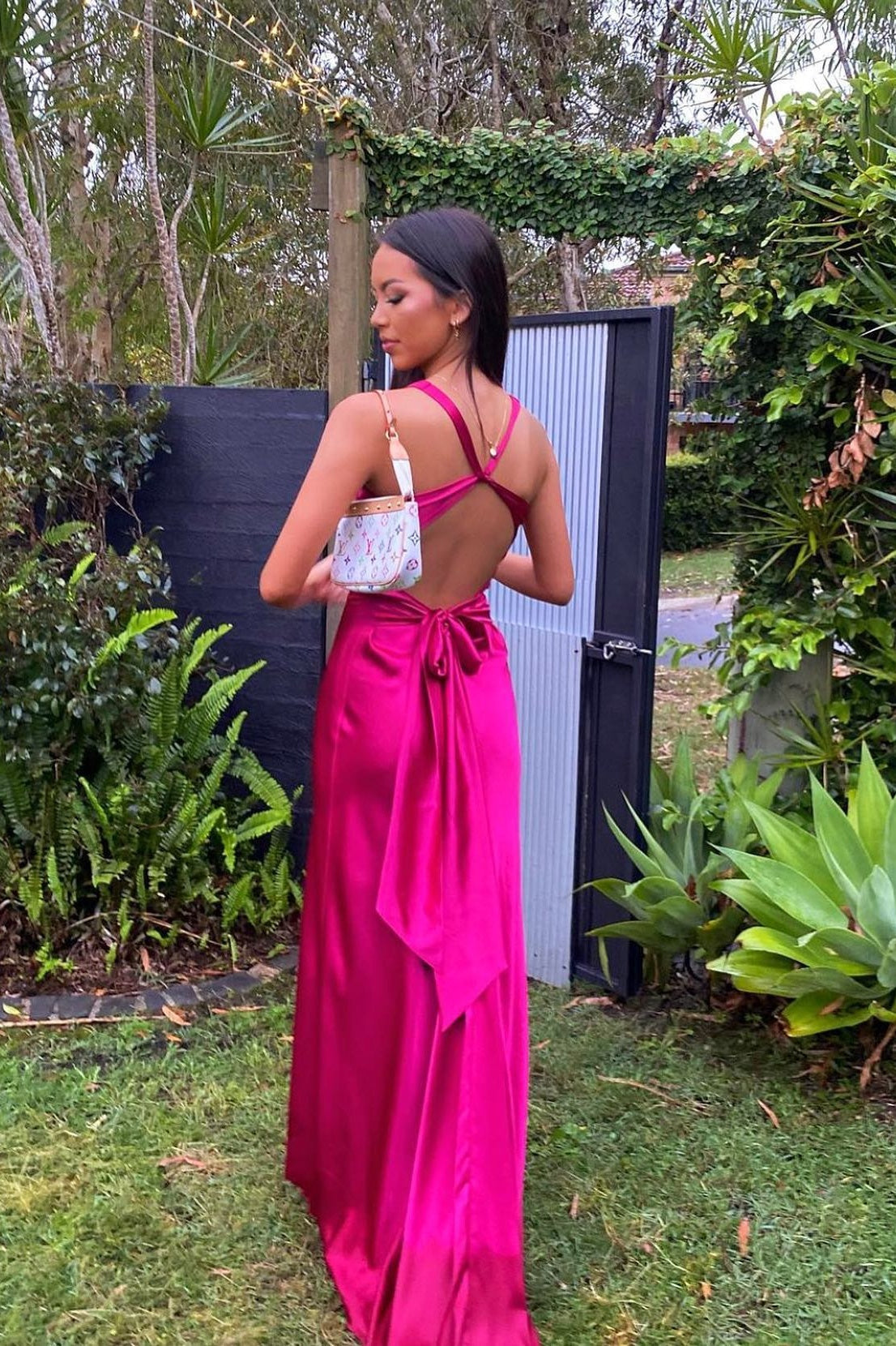 Simple Green V-Neck Satin Mermaid Long Prom Dress