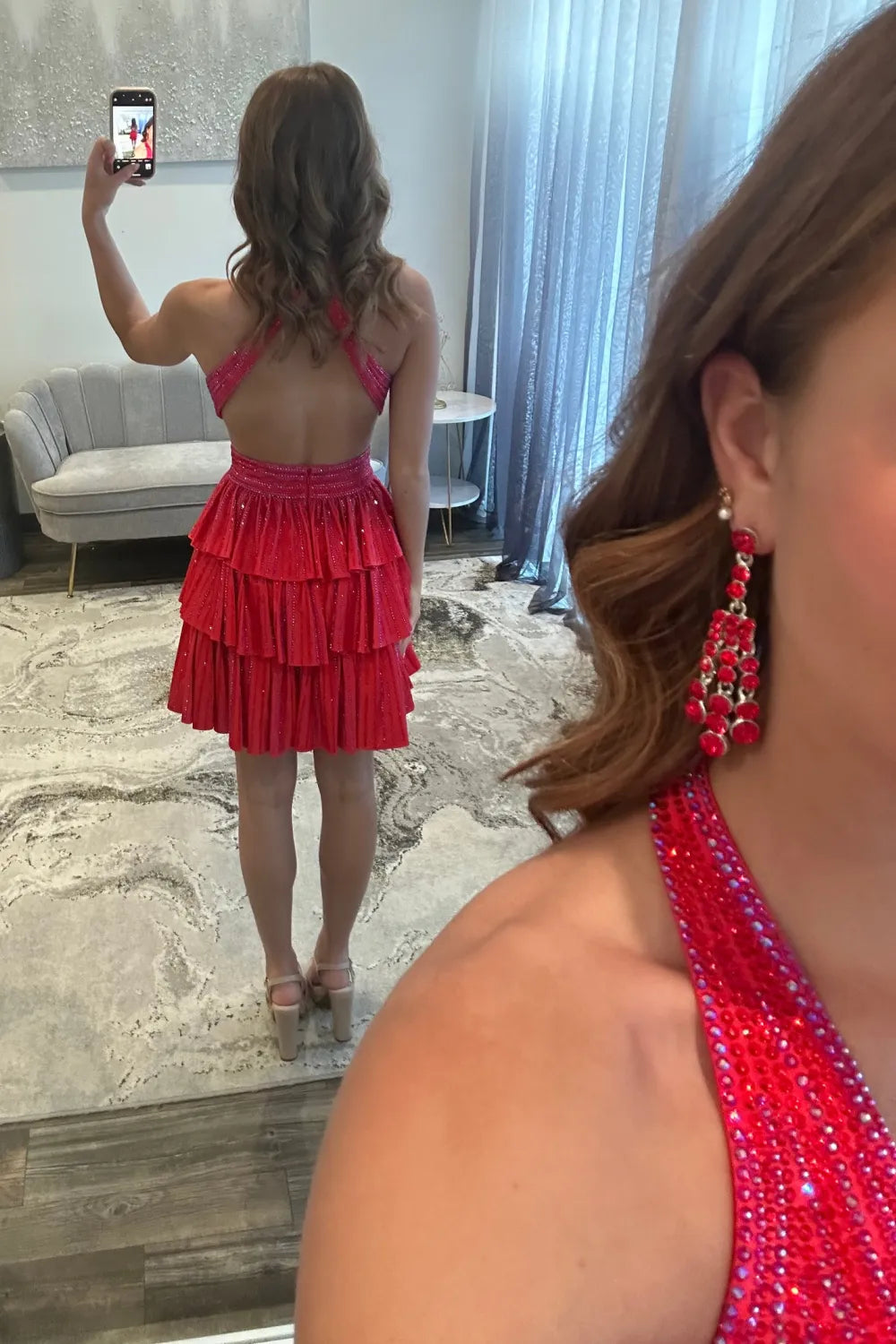 Sparkling Halter Neck Homecoming Dress | Rhinestone-Embellished Tiered Ruffle Skirt Short Prom Gown