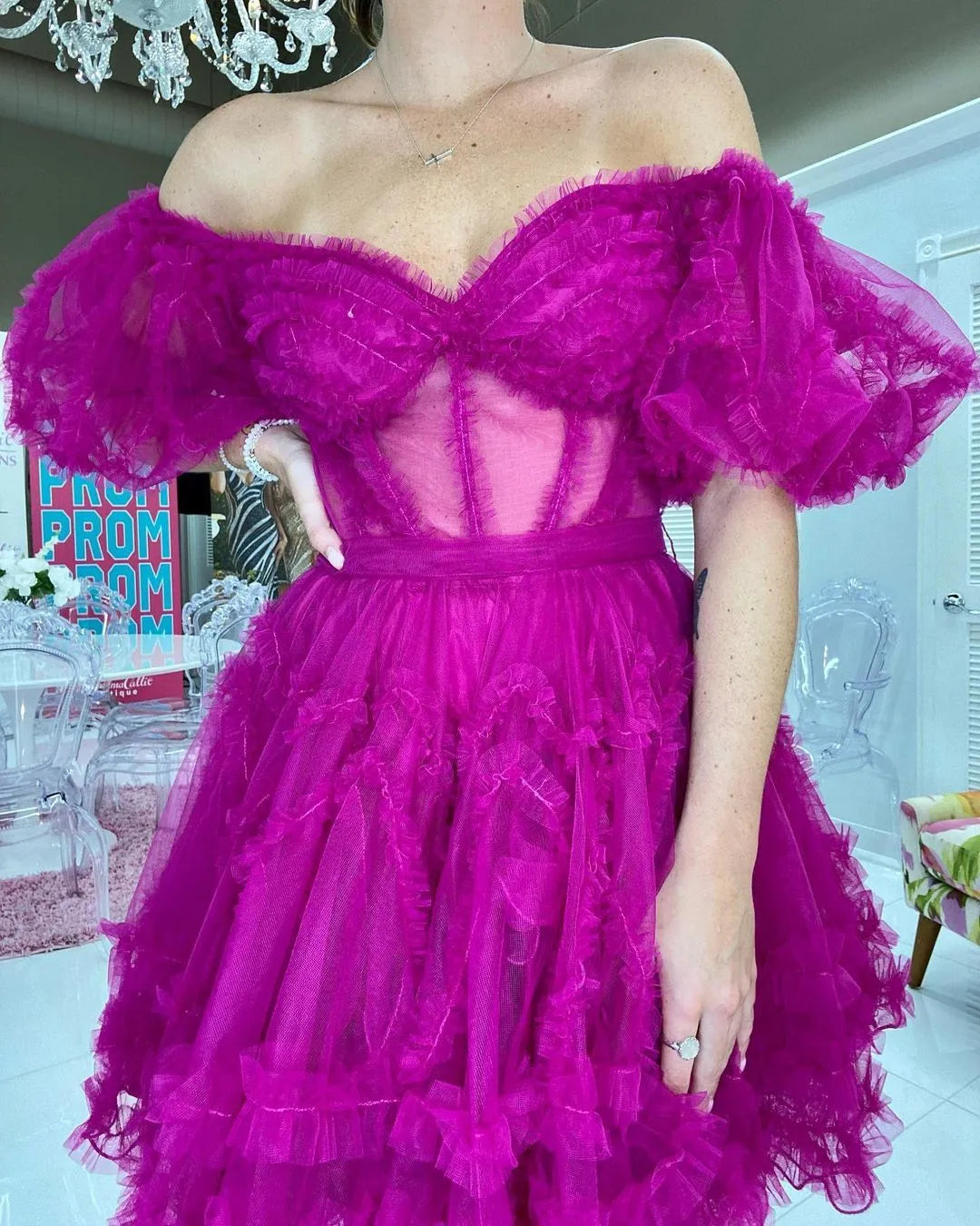 Off-the-Shoulder Tulle Corset Homecoming Dress | Ruffle Puff Sleeve Short Prom Gown
